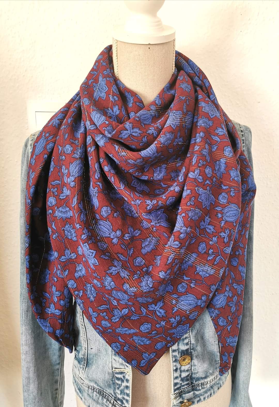 Foulard triangle