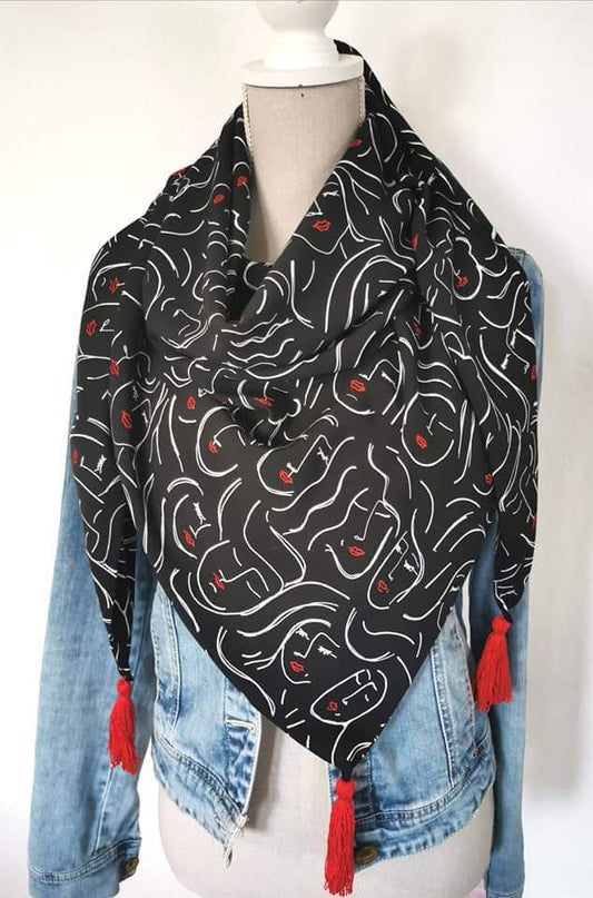 Foulard triangle