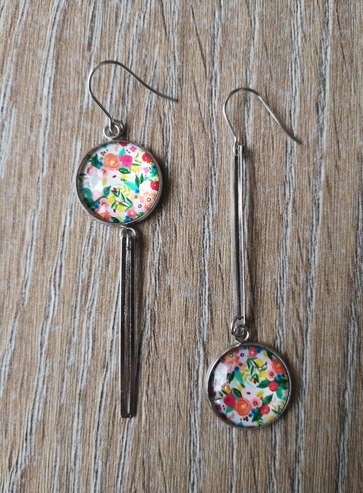 Boucles d'oreilles asymétriques