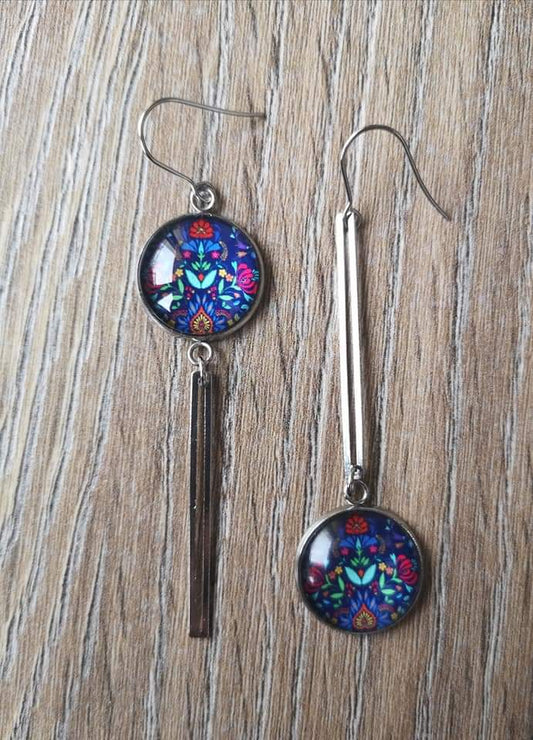 Boucles d'oreilles asymétriques