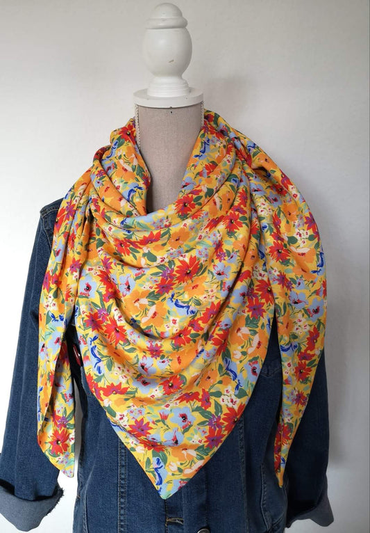 Foulard triangle