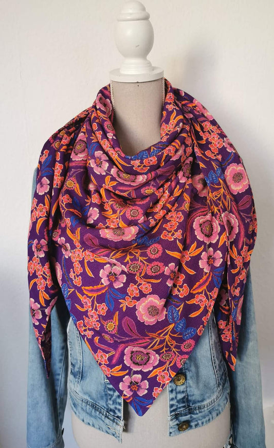 Foulard triangle